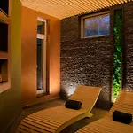 Hotel Dastan Levice
