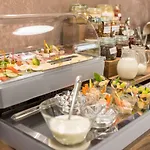 Hotel Dastan 3*