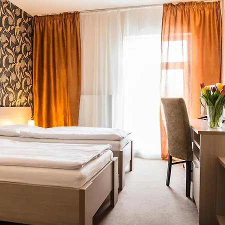 Hotel Dastan Levice