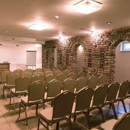 Dastan Hotel Levice